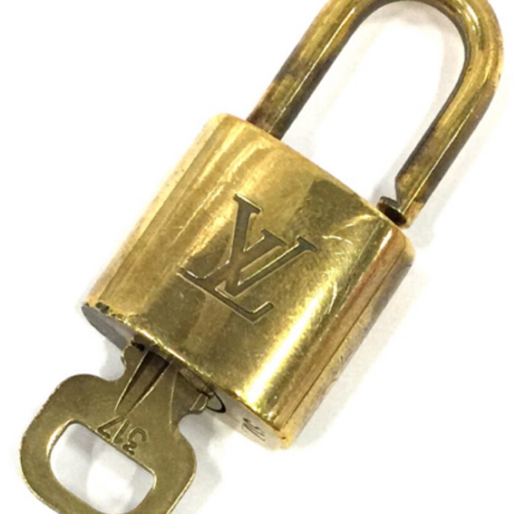 Authentic LOUIS VUITTON LV 5 SET PADLOCK CADENA KEY - Picture 3 of 6